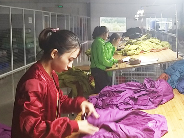 Công Ty Cổ Phần Sản Xuất Và Thương Mại Huy Tài